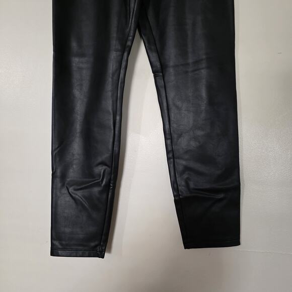 Abercrombie & Fitch Faux Leather Leggings Vegan Pants Women M Black Stretch - Picture 3 of 9